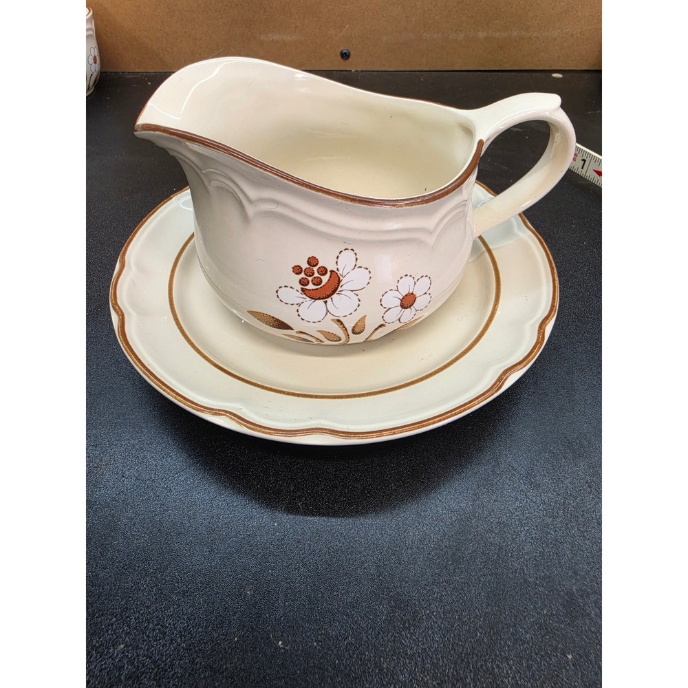 Cumberland Mayblossom Stoneware Gravy Boat with Underplate Japan Floral Vintage